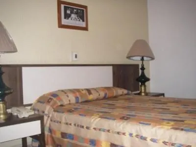 Hotel Mariscal 2*